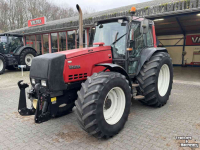 Schlepper / Traktor Valtra 8150