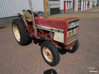 Obsttraktor International 433 v
