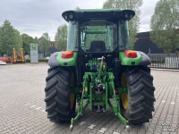 Schlepper / Traktor John Deere 5100M
