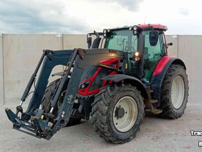 Schlepper / Traktor Valtra N104 Active