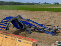 Zwiebelroder SU-Tech uienlader met doorvalmat