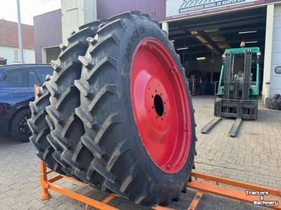 Räder, Reifen, Felgen & Distanzringe  300/95R46 & 270/95R32