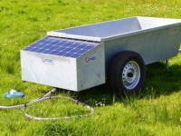 Tränkebecken Sonnenenergie Qmac Zonnedrinkbak / Waterdrinkbak Anti Diefstal 900 liter 100 Watt op zonne energie en met bronpomp