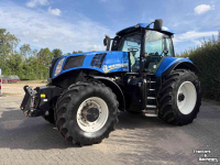 Schlepper / Traktor New Holland T8.360