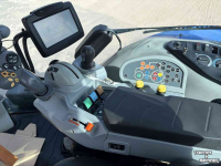 Schlepper / Traktor New Holland T8.360