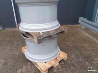 Räder, Reifen, Felgen & Distanzringe Massey Ferguson 38X23 Inch Velgen