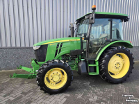 Schlepper / Traktor John Deere 5100M