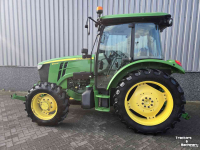 Schlepper / Traktor John Deere 5100M