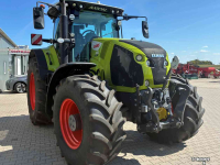 Schlepper / Traktor Claas Axion 830 C-Matic First Claas