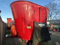 Futtermischwagen Vertikal Peecon VME130