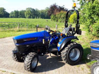 Gartentraktoren Farmtrac FT26 . FT 20 en FT 26 Hydrostaat