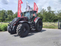 Schlepper / Traktor Valtra T155
