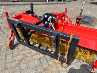 Kehrmaschine Qmac 150 Veegmachine met Opvangbak
