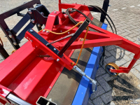 Kehrmaschine Qmac 150 Veegmachine met Opvangbak