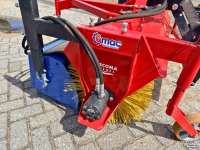 Kehrmaschine Qmac 150 Veegmachine met Opvangbak
