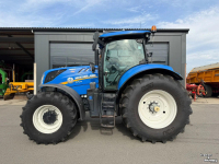 Schlepper / Traktor New Holland T7.245 Autocommand