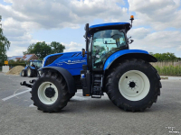 Schlepper / Traktor New Holland T7.210 Range command 50 km/h