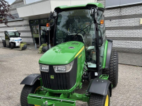 Obsttraktor John Deere 4066R