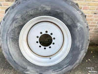Räder, Reifen, Felgen & Distanzringe Trelleborg 500/60R22.5 60%