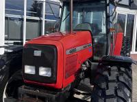 Schlepper / Traktor Massey Ferguson 4260-4