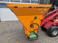 Sägemehl Streuer für Liegeboxen Flingk ZX 1500 instrooibak euro aansluiting boxenstrooier