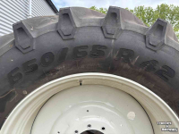 Räder, Reifen, Felgen & Distanzringe Trelleborg TM-800 Banden 650/65R42 Vaste Velg