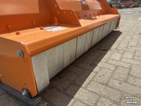 Schlegelmulchgeräte Falc Frontklepelmaaier Unika 2300