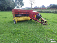 Pressen New Holland Hayliner 377