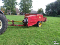 Pressen New Holland Hayliner 377