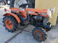Gartentraktoren Kubota B5000 4WD Mini-tractor