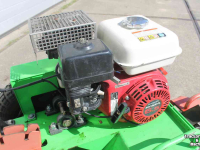 Sonstiges Rasen- und Grundstückspflegemaschinen und Zubehör  Garbin M65R kettinggraver sleuvengraver sleufgraafmachine Honda motor