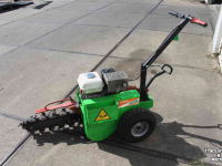 Sonstiges Rasen- und Grundstückspflegemaschinen und Zubehör  Garbin M65R kettinggraver sleuvengraver sleufgraafmachine Honda motor