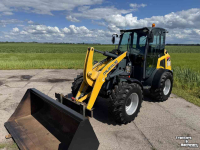 Radlader Mustang 708