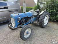 Schlepper / Traktor Fordson Dexta