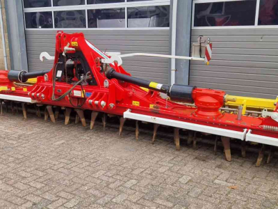 Kreiselegge Pottinger Pöttinger Lion 6002 C
