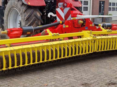 Kreiselegge Pottinger Pöttinger Lion 6002 C