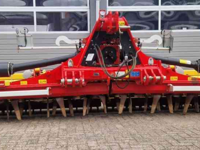 Kreiselegge Pottinger Pöttinger Lion 6002 C