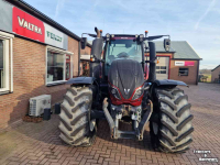 Schlepper / Traktor Valtra T 254 V Tractor