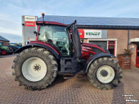 Schlepper / Traktor Valtra T 254 V Tractor