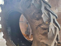 Räder, Reifen, Felgen & Distanzringe Pirelli 520/70X38 TM700 50%