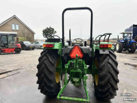Schlepper / Traktor John Deere 5075E