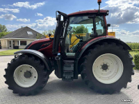 Schlepper / Traktor Valtra N174