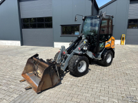 Radlader Giant G2500 HD X-TRA. Bak en Lepels, Vol cabine, 208 uur.