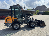 Radlader Giant G2500 HD X-TRA. Bak en Lepels, Vol cabine, 208 uur.