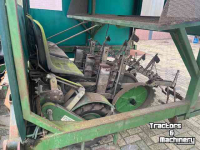 Pflanzmaschine Fedele plantmachine 3 rijen / 6 rijen