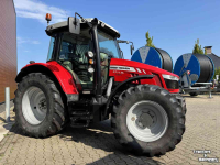 Schlepper / Traktor Massey Ferguson 5711 SL Dyna- 4 Efficiënt