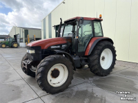 Schlepper / Traktor New Holland 8160