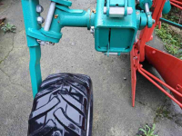 Pflüge Kverneland LB 300-100-6