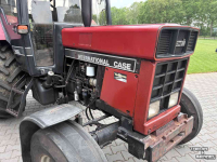 Schlepper / Traktor Case-IH 745 XL International 745XL