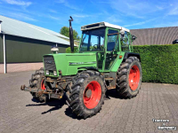 Schlepper / Traktor Fendt 308LSA + fronthef en PTO
